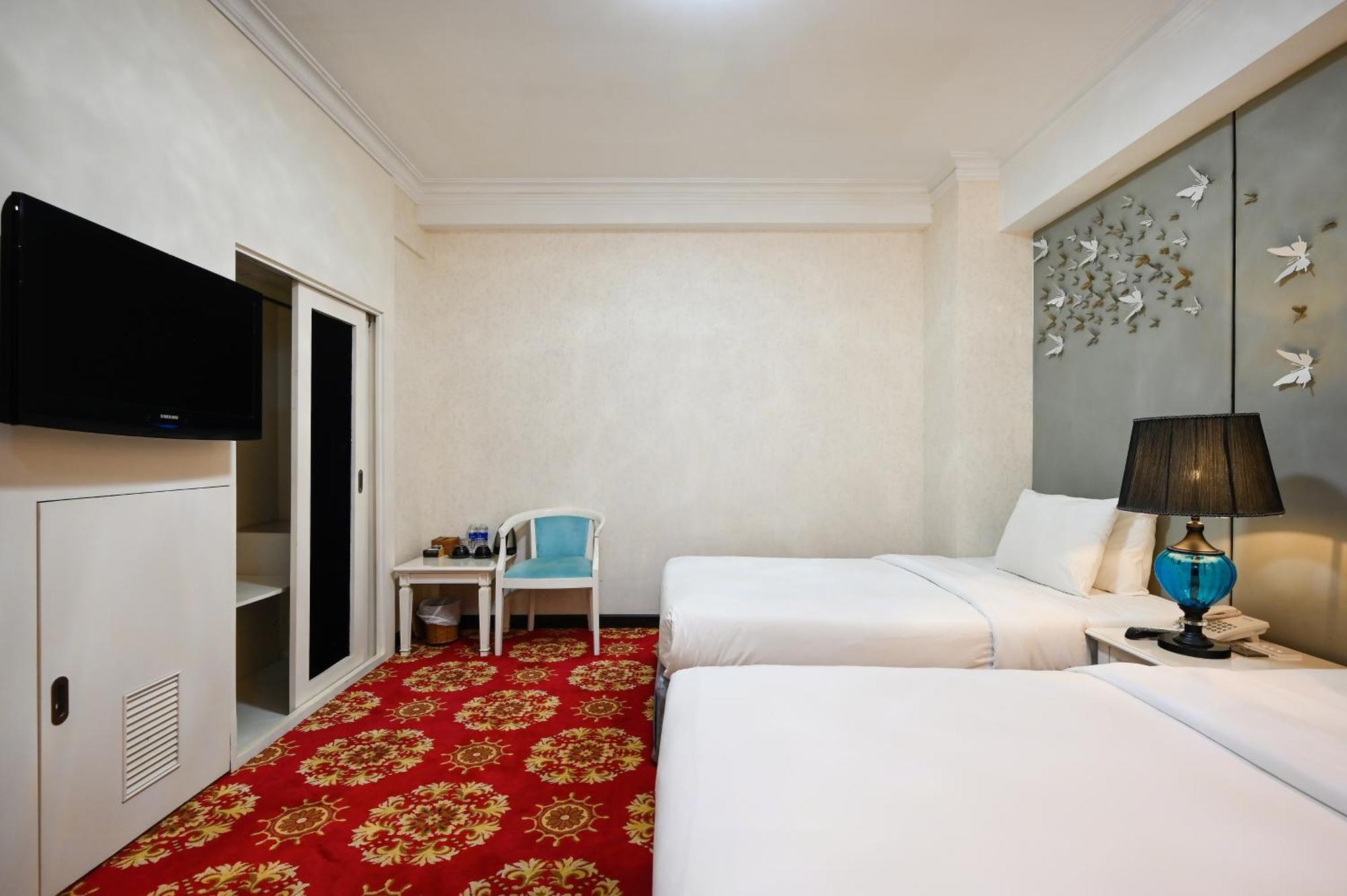 הו צ'י מין סיטי California Saigon Hotel & Rooftop Pool מראה חיצוני תמונה