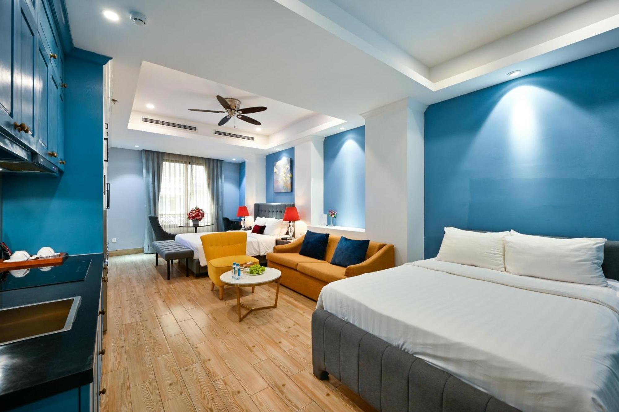הו צ'י מין סיטי California Saigon Hotel & Rooftop Pool מראה חיצוני תמונה