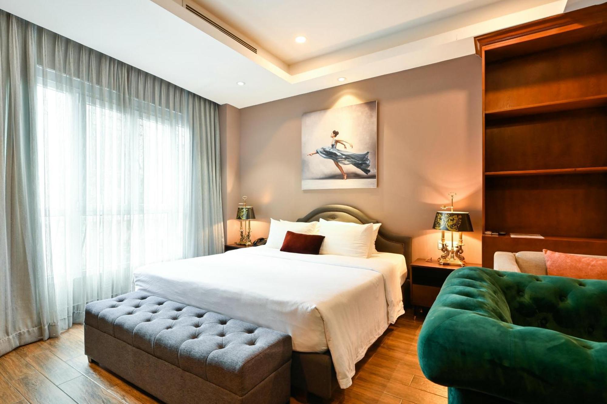 הו צ'י מין סיטי California Saigon Hotel & Rooftop Pool מראה חיצוני תמונה
