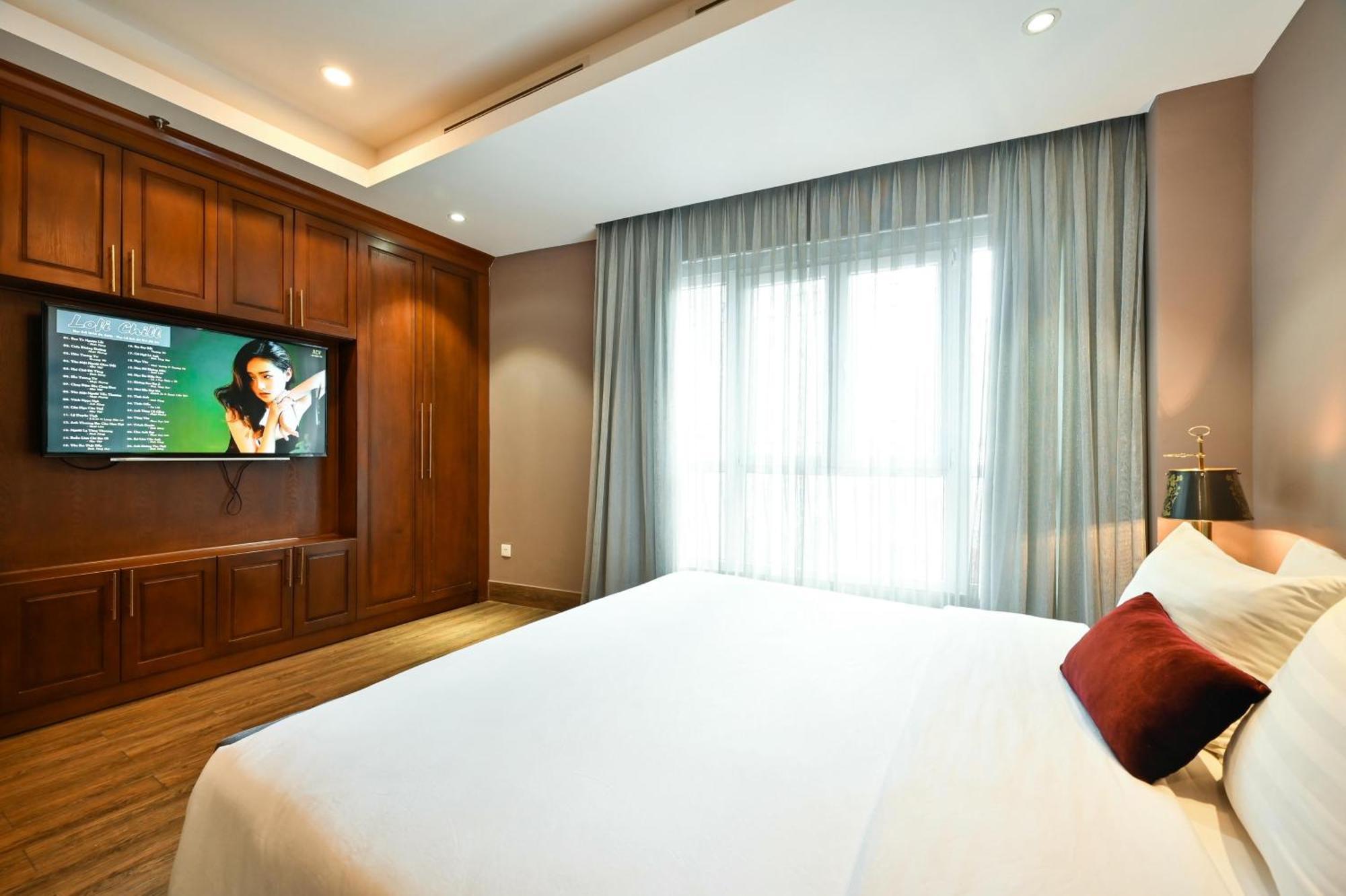 הו צ'י מין סיטי California Saigon Hotel & Rooftop Pool מראה חיצוני תמונה