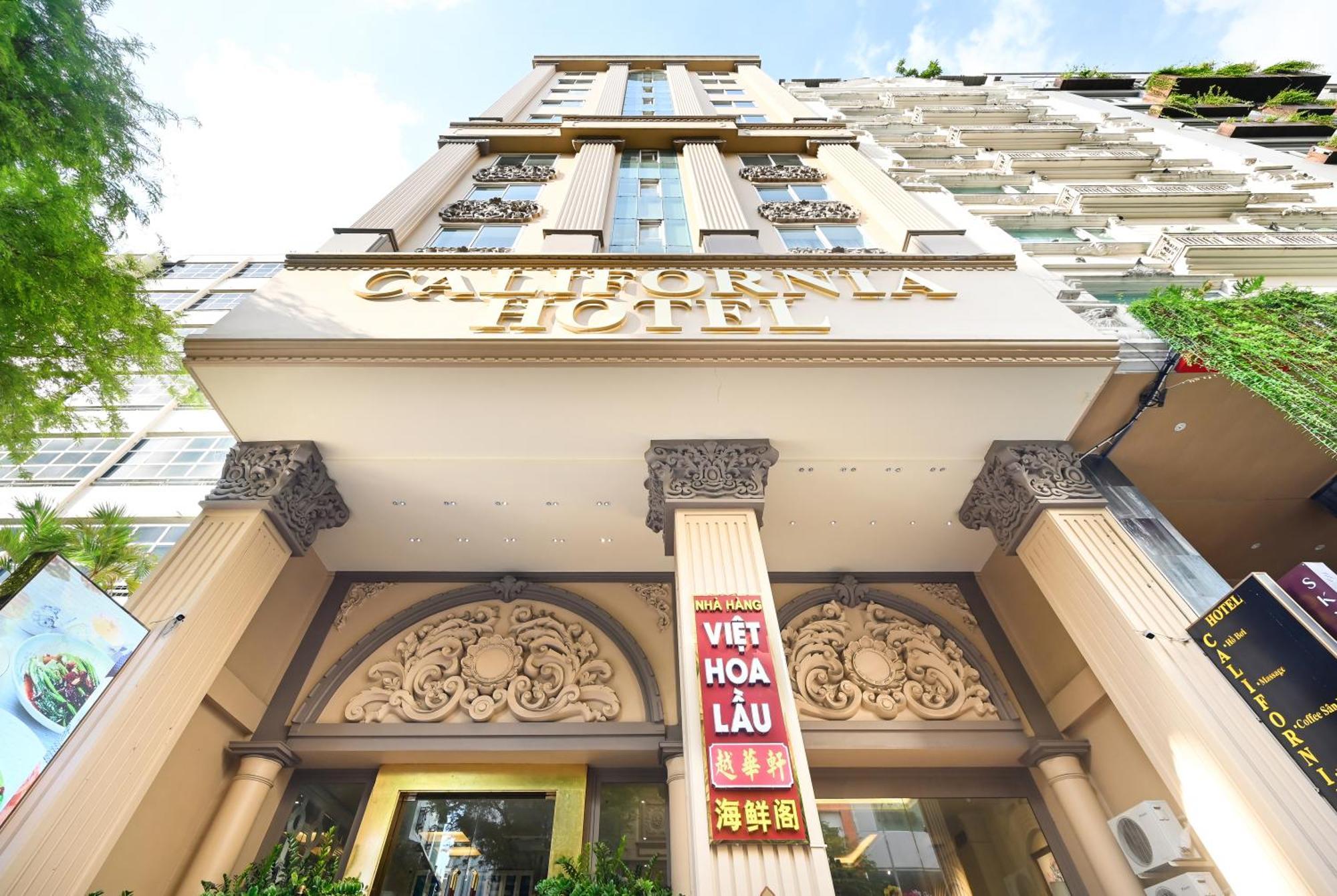 הו צ'י מין סיטי California Saigon Hotel & Rooftop Pool מראה חיצוני תמונה